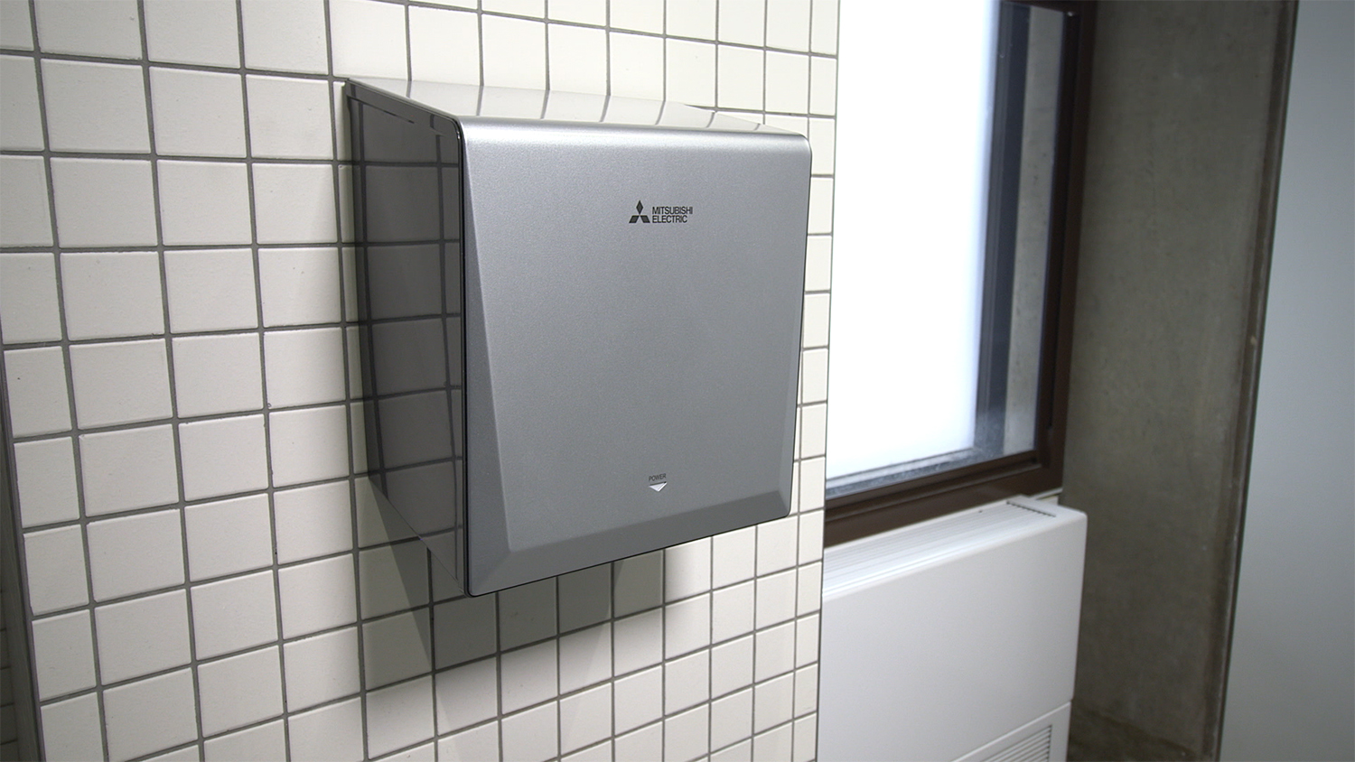 Mitsubishi Electric’s Jet Towel hand dryers are some of the quietest on the market, with a noise output for the Smart version as low as 59 decibels in eco mode. [Source: Mitsubishi Electric Europe B.V.]