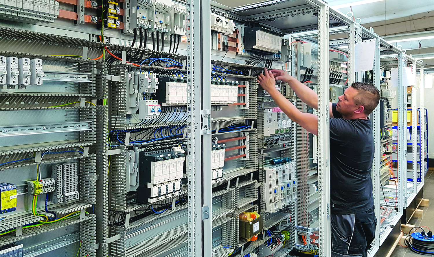 The often multiple-field switch cabinets are constructed in-house at BSG, wired, tested and shipped worldwide. [Source: WSCAD GmbH]
