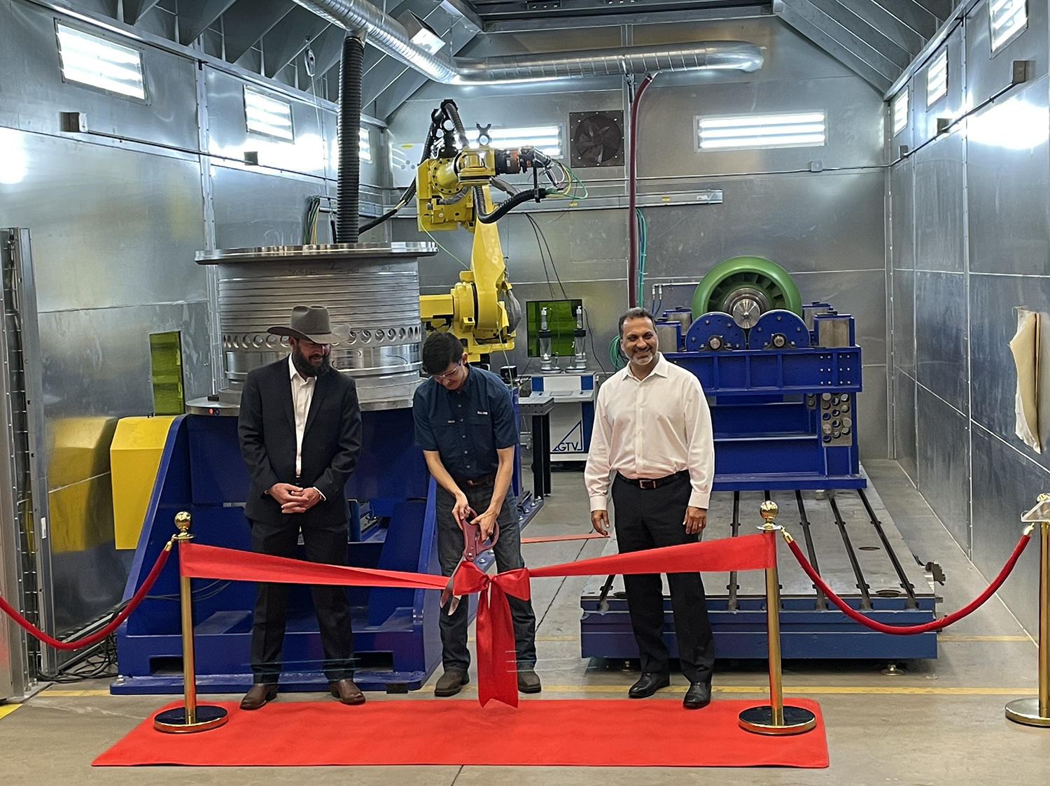 The event was launched by Darayus Pardivala, President of Sulzer Services, Americas and then followed by an introduction of LMD services available, benefits and applications by Michael Andrepont and Alonzo Oritz.