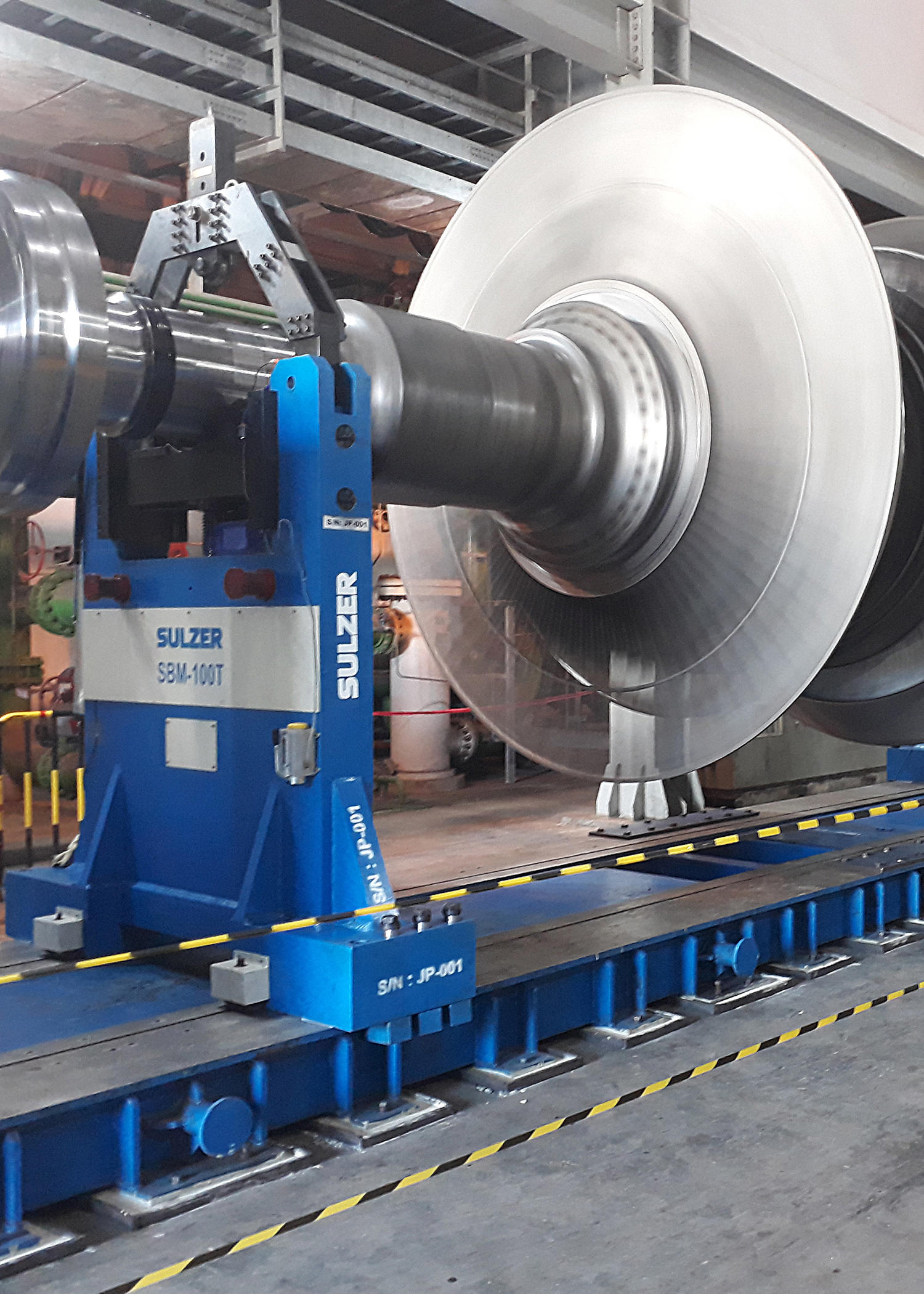 The completed rotor was balanced using Sulzer’s own equipment which had been shipped to site for the project