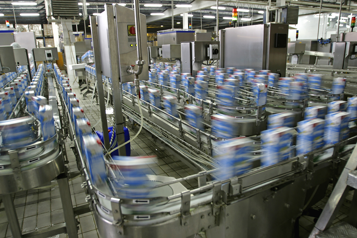 High standards define hygienic design principles for machines and components avoiding bacterial contamination of food and beverage products.