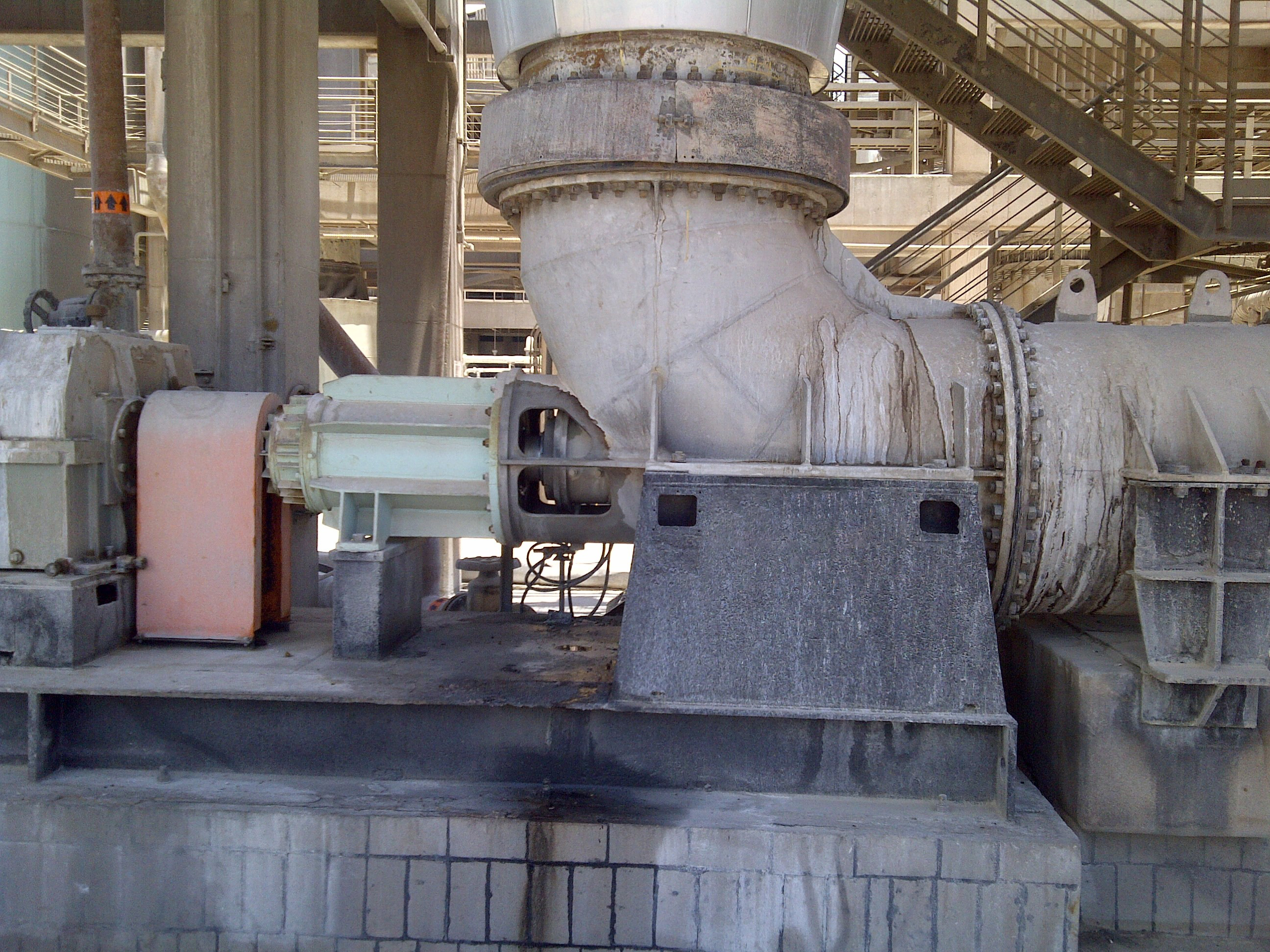 Axial flow pump type CAHR1000F running at the site.