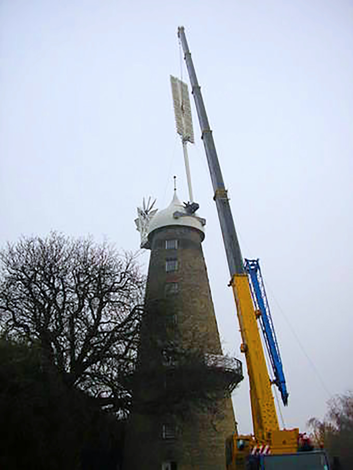 The fitment of the blades to the 100 ft high mill completed the restoration project.