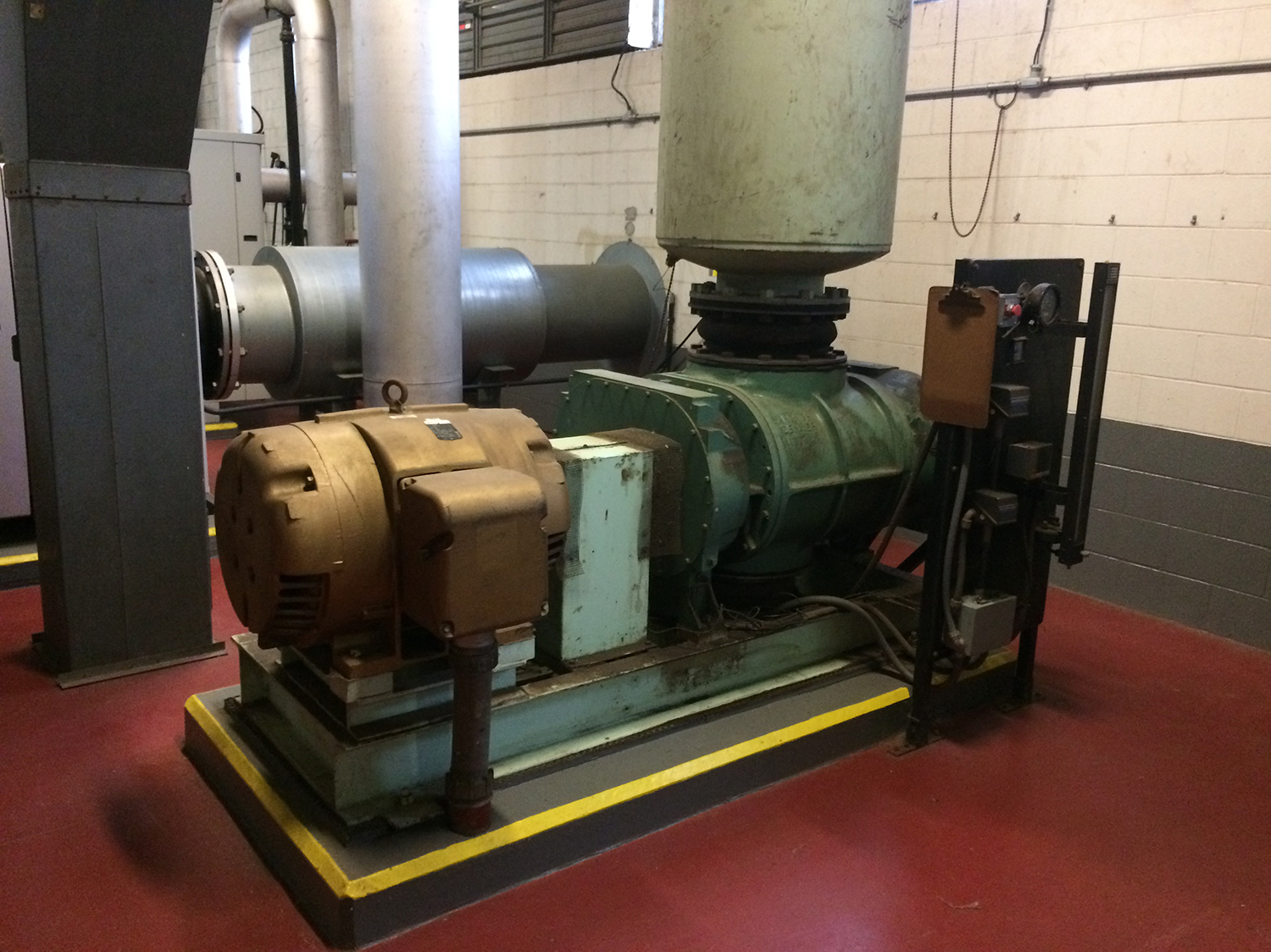In the past rotary lobe blowers, also known as ”Roots” blowers, were a popular selection for waste water aeration.