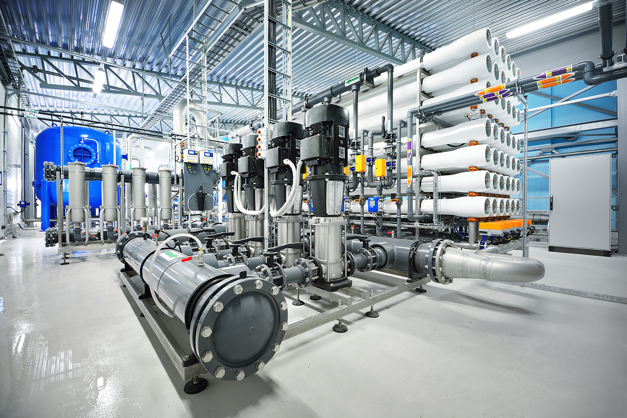 A water analysis trial with the 8905 water analysis sensor took place at a gas power plant in Ireland. Image Source: shutterstock_1744404884