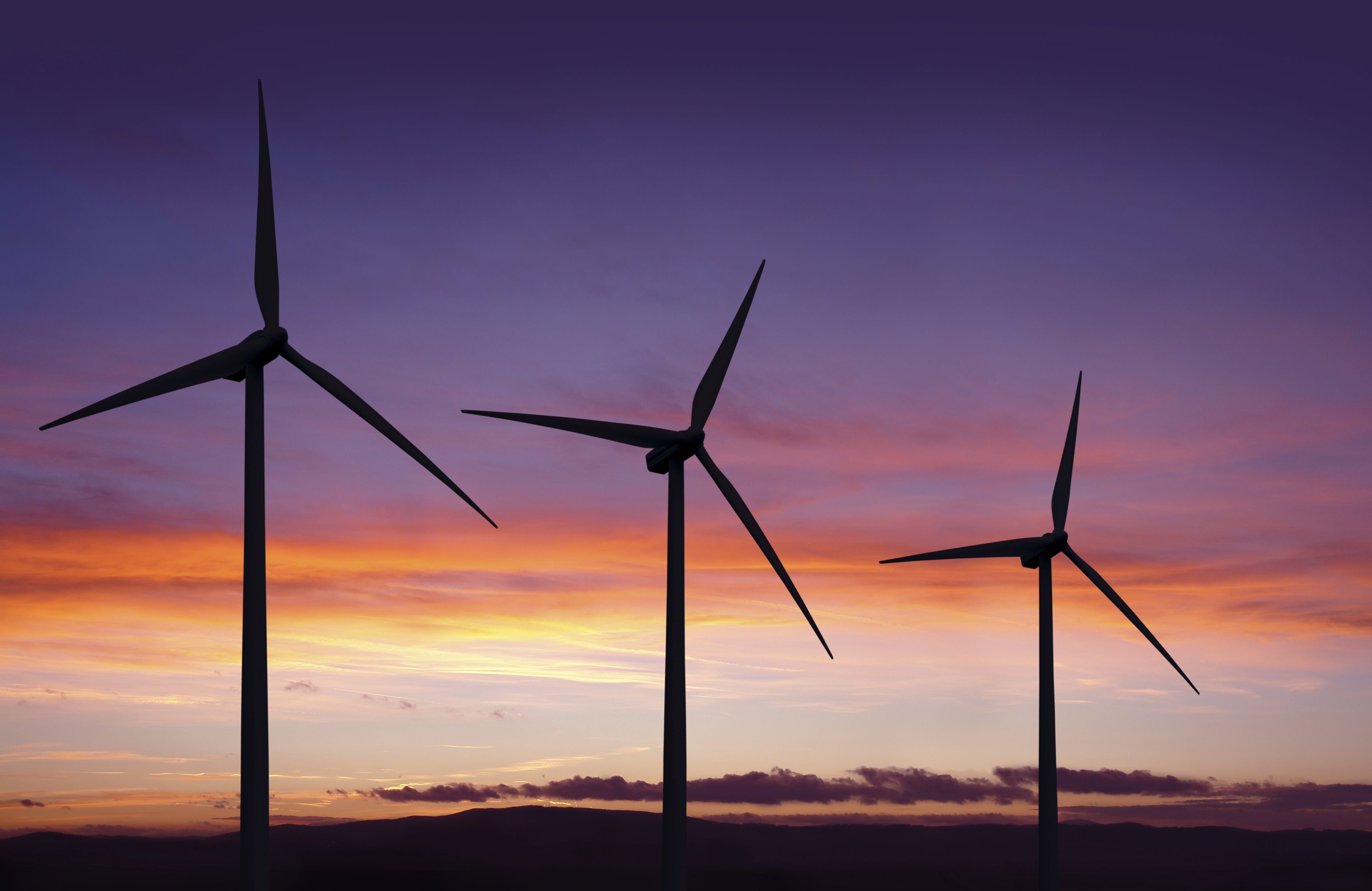 The latest innovations in yaw brake systems and disc resurfacing for wind turbines generators can turn a costly and time-consuming activity into a minimally invasive process that can be completed in a breeze. (Image source: iStock_000006569324_Full)